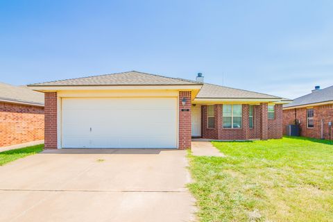 Photo of 1107 77th Street, Lubbock, TX 79423 (MLS # 202609381)