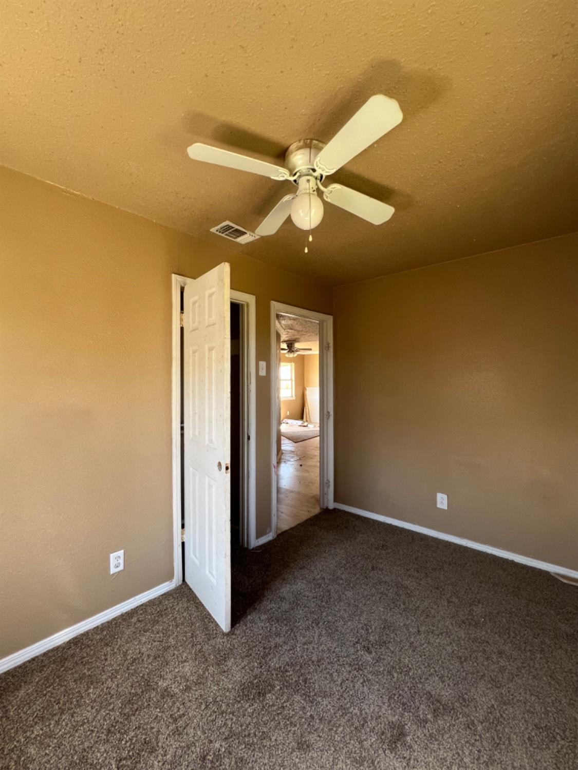 Lubbock, Texas 79403, United States, 2 Bedrooms Bedrooms, ,1 BathroomBathrooms,Residential,Active,36401