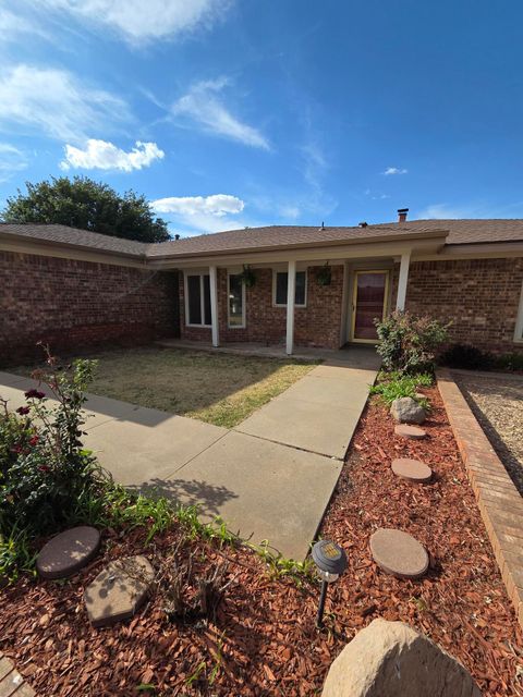 Photo of 5224 73rd Street, Lubbock, TX 79424 (MLS # 202605867)