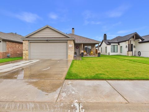 Photo of 5835 Grinnell Street, Lubbock, TX 79416 (MLS # 202606810)