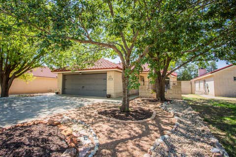 Photo of 2711 Regis Street, Lubbock, TX 79415 (MLS # 202610798)