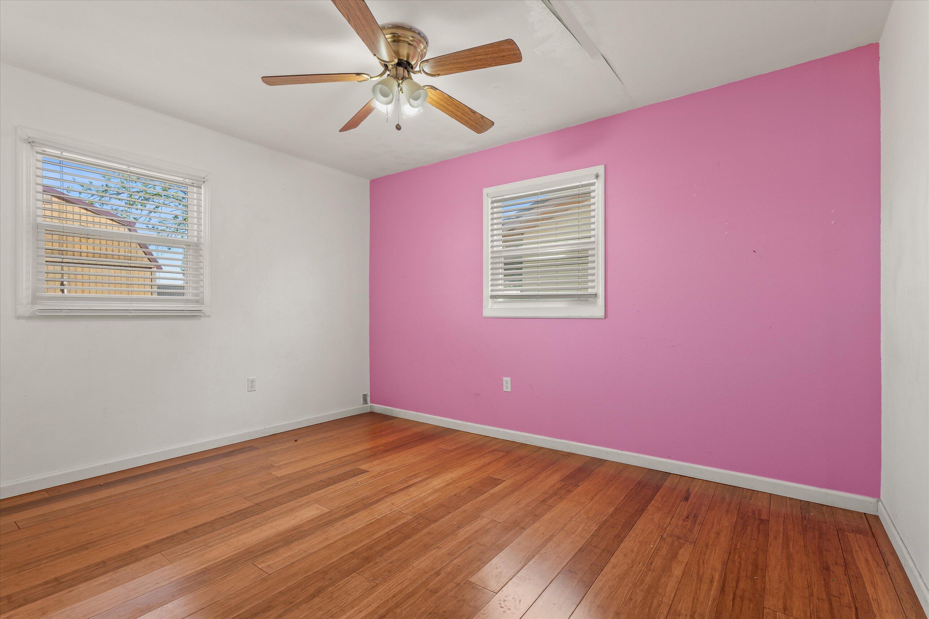 709 E 4th Street
