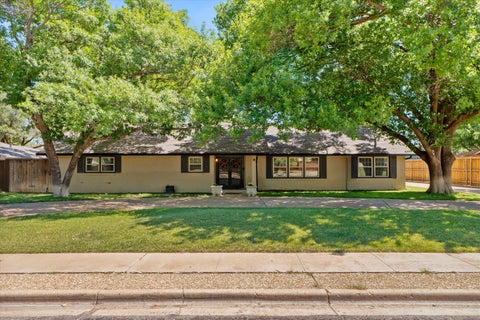 Photo of 4509 15th Street, Lubbock, TX 79416 (MLS # 202608415)