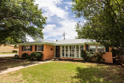 Photo of 3501 46th Street, Lubbock, TX 79413 (MLS # 202607905)