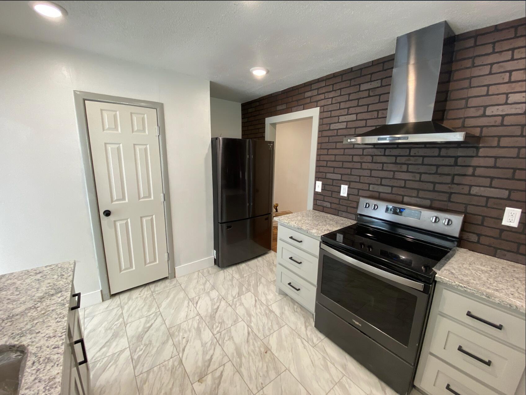 1011 Walnut Street