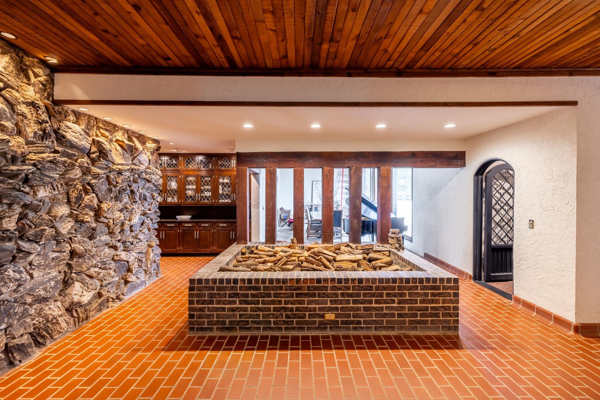 3801 Farm To Market Road 2641