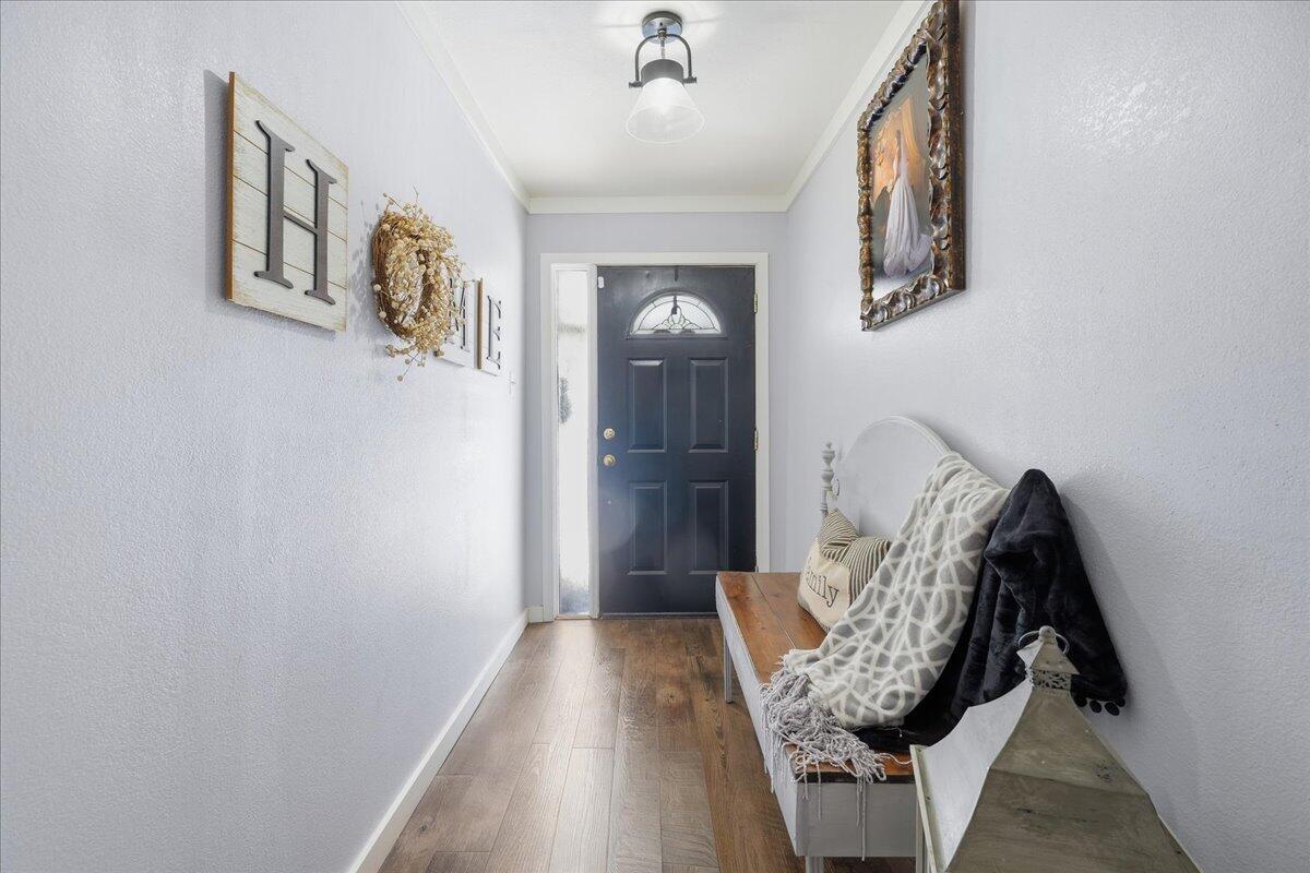 7704 Louisville Avenue