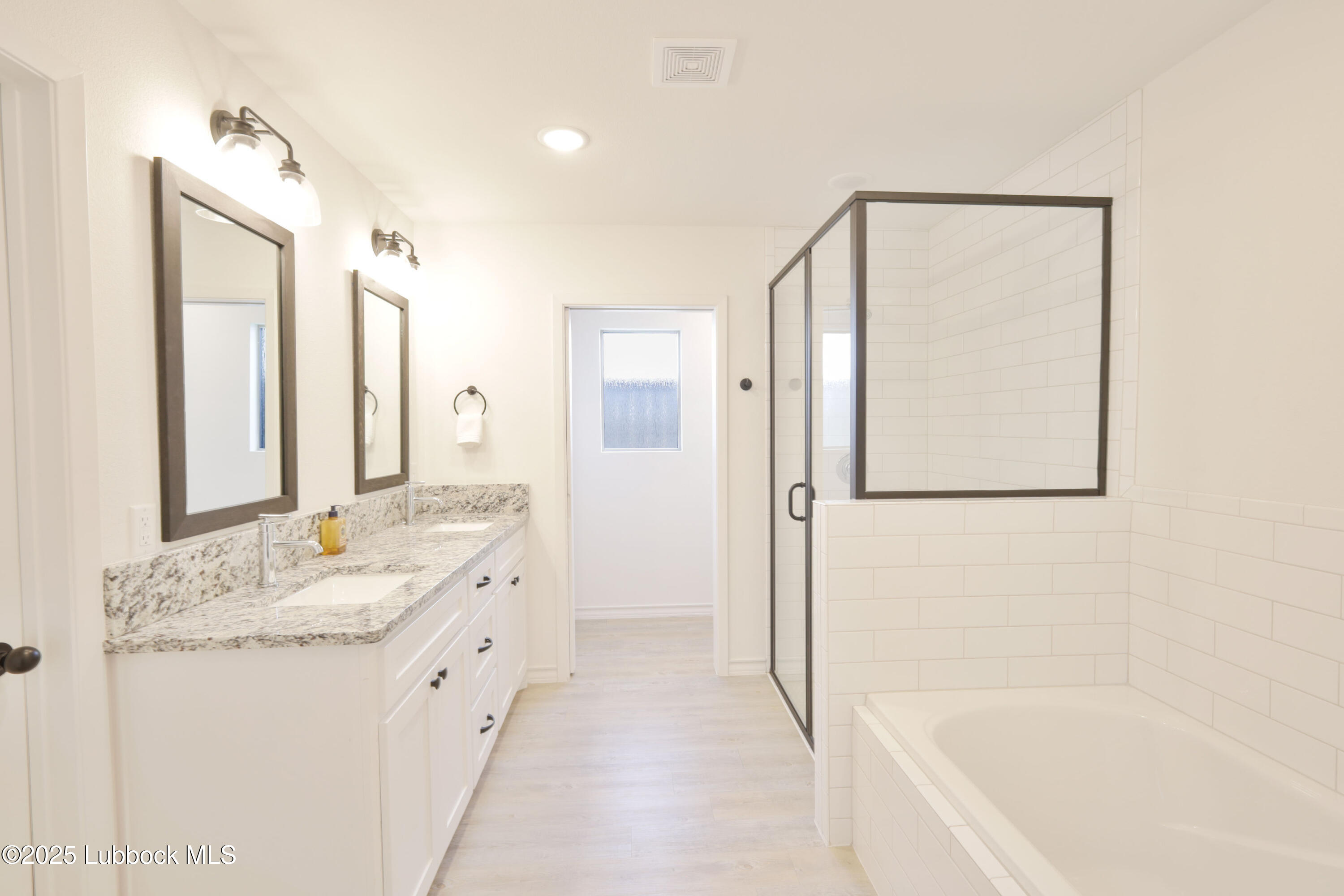 Lubbock, Texas 79423, United States, 3 Bedrooms Bedrooms, ,2 BathroomsBathrooms,Residential,Active,141564