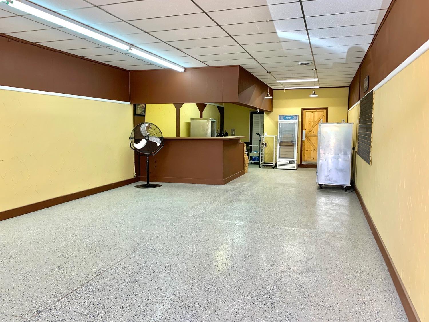 Ralls, Texas 79357, United States, ,Commercial,Active,44552