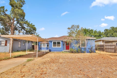 Photo of 1908 47th Street, Lubbock, TX 79412 (MLS # 202612982)