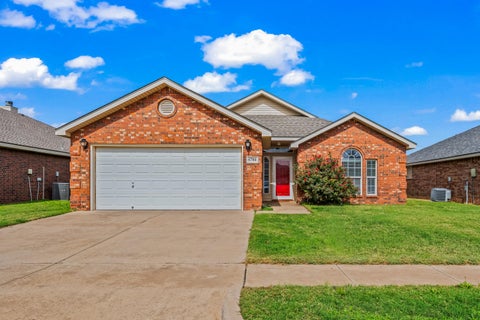 Photo of 6704 89th Street, Lubbock, TX 79424 (MLS # 202614242)