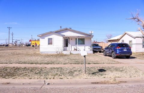 Photo of 1707 E 13th Street, Lubbock, TX 79403 (MLS # 202605938)
