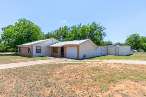Photo of 2742 Old Anson Road, Abilene, TX 79603 (MLS # 202606026)
