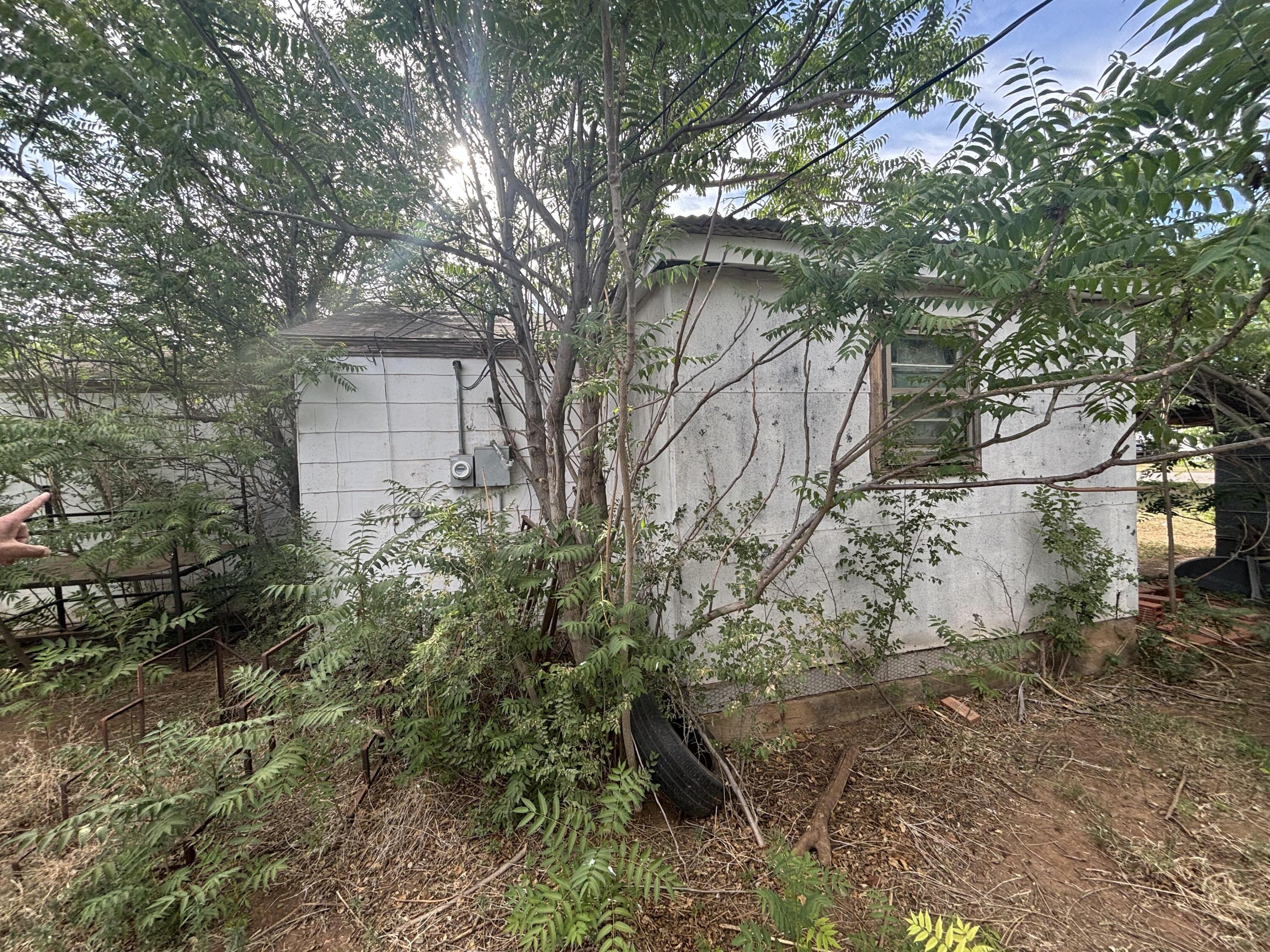 211 Avenue D