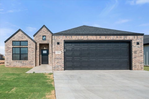 Photo of 1304 Farmhouse Avenue, Wolfforth, TX 79382 (MLS # 202613410)