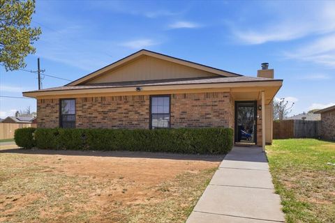 Photo of 2101 76th Street, Lubbock, TX 79423 (MLS # 202606366)