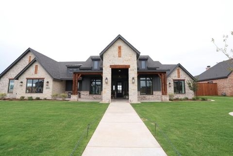 Photo of 2805 151st Street, Lubbock, TX 79423 (MLS # 202607900)