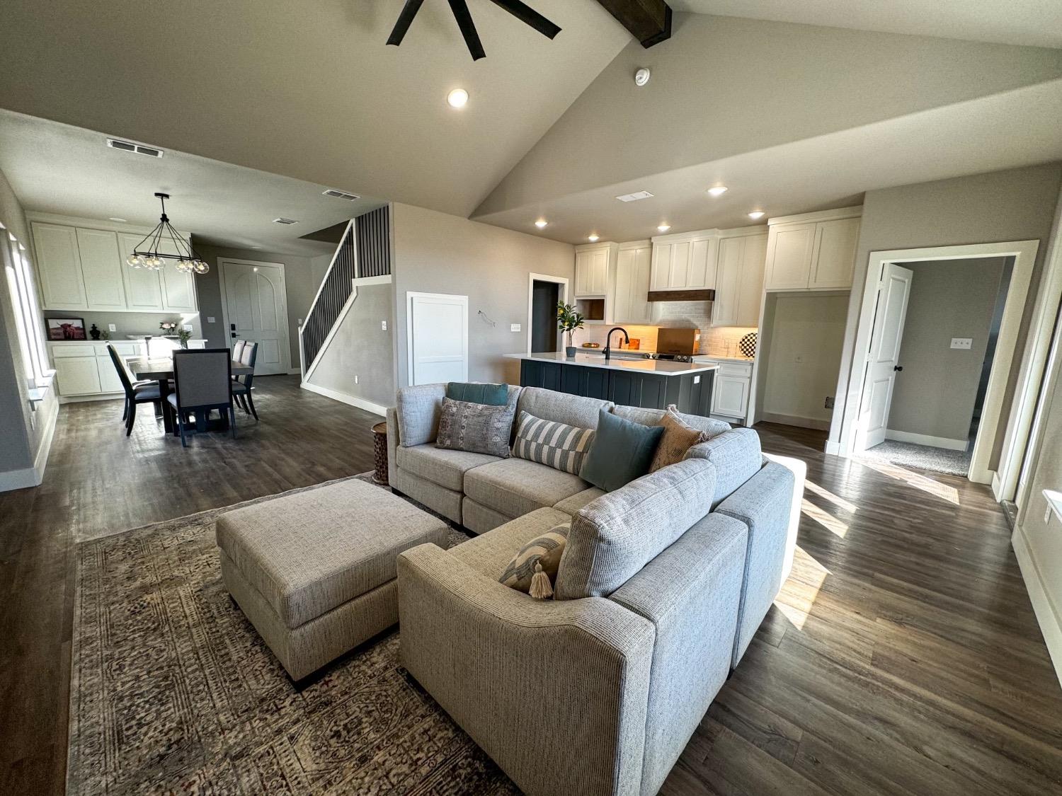 Lubbock, Texas 79416, United States, 4 Bedrooms Bedrooms, ,3 BathroomsBathrooms,Residential,Active,53117