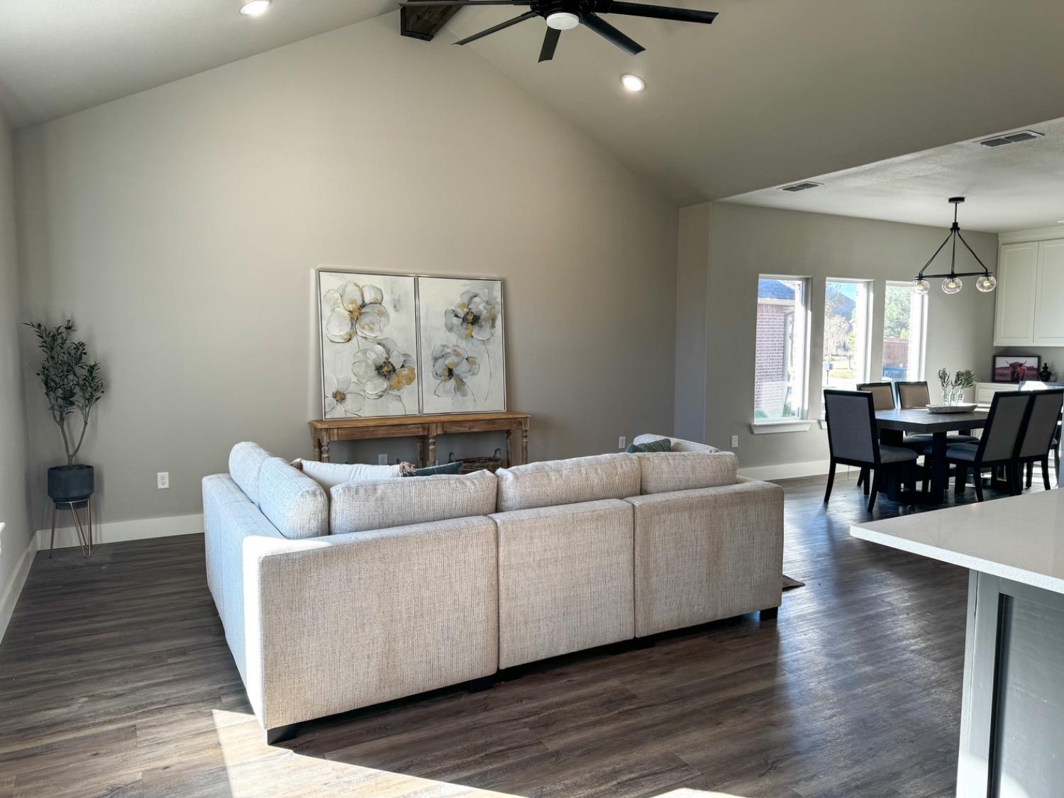 Lubbock, Texas 79416, United States, 4 Bedrooms Bedrooms, ,3 BathroomsBathrooms,Residential,Active,53117