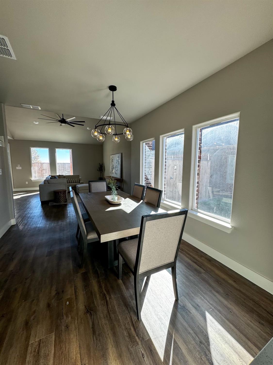 Lubbock, Texas 79416, United States, 4 Bedrooms Bedrooms, ,3 BathroomsBathrooms,Residential,Active,53117