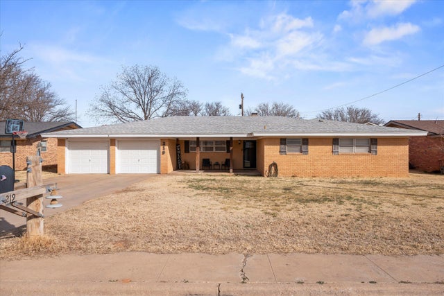 219 Redwood Lane