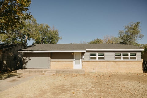 Photo of 4412 45th Street, Lubbock, TX 79414 (MLS # 202608244)