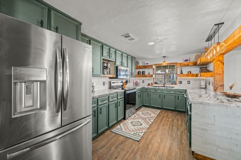 Photo of 11381 F M 2641, Shallowater, TX 79363 (MLS # 202606417)