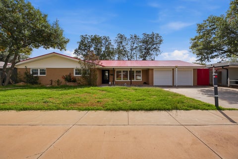 Photo of 4907 12th Street, Lubbock, TX 79416 (MLS # 202614764)