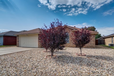 Photo of 408 Kewanee Avenue, Lubbock, TX 79416 (MLS # 202614405)
