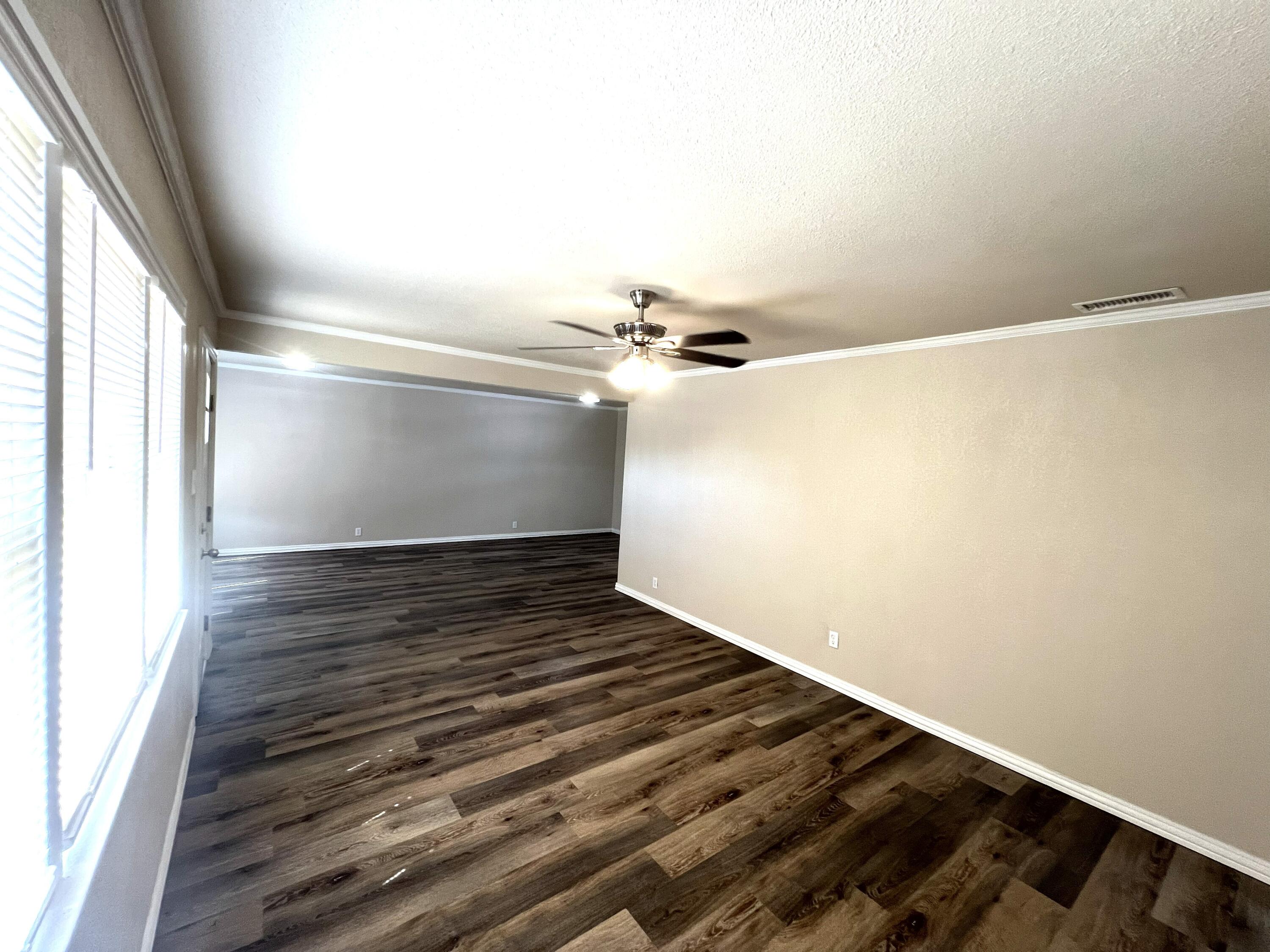 1910 64th Street - Photo 4
