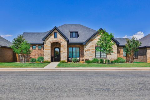 Photo of 907 Buckingham Avenue, Wolfforth, TX 79382 (MLS # 202607048)