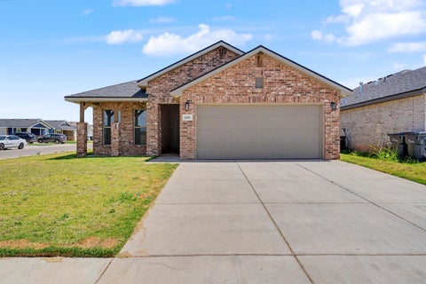 Photo of 1626 N Dover Avenue, Lubbock, TX 79416 (MLS # 202614490)
