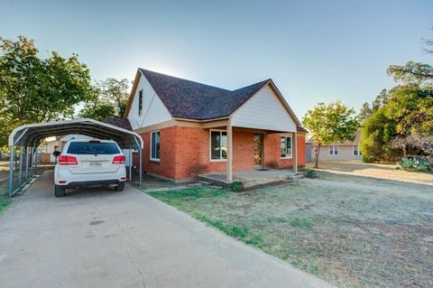 A home in Crosbyton