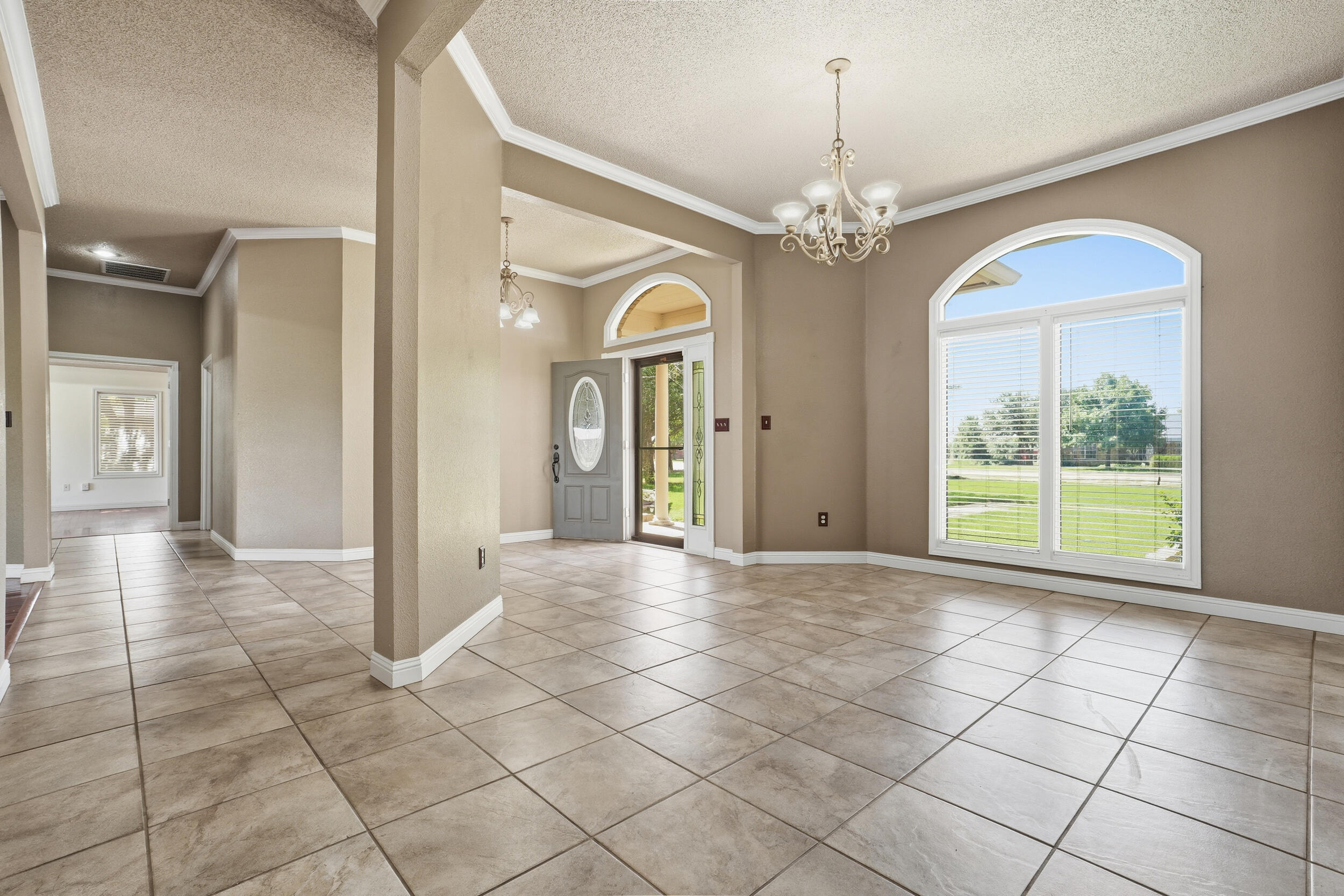 3106 County Road 7650 - Photo 3