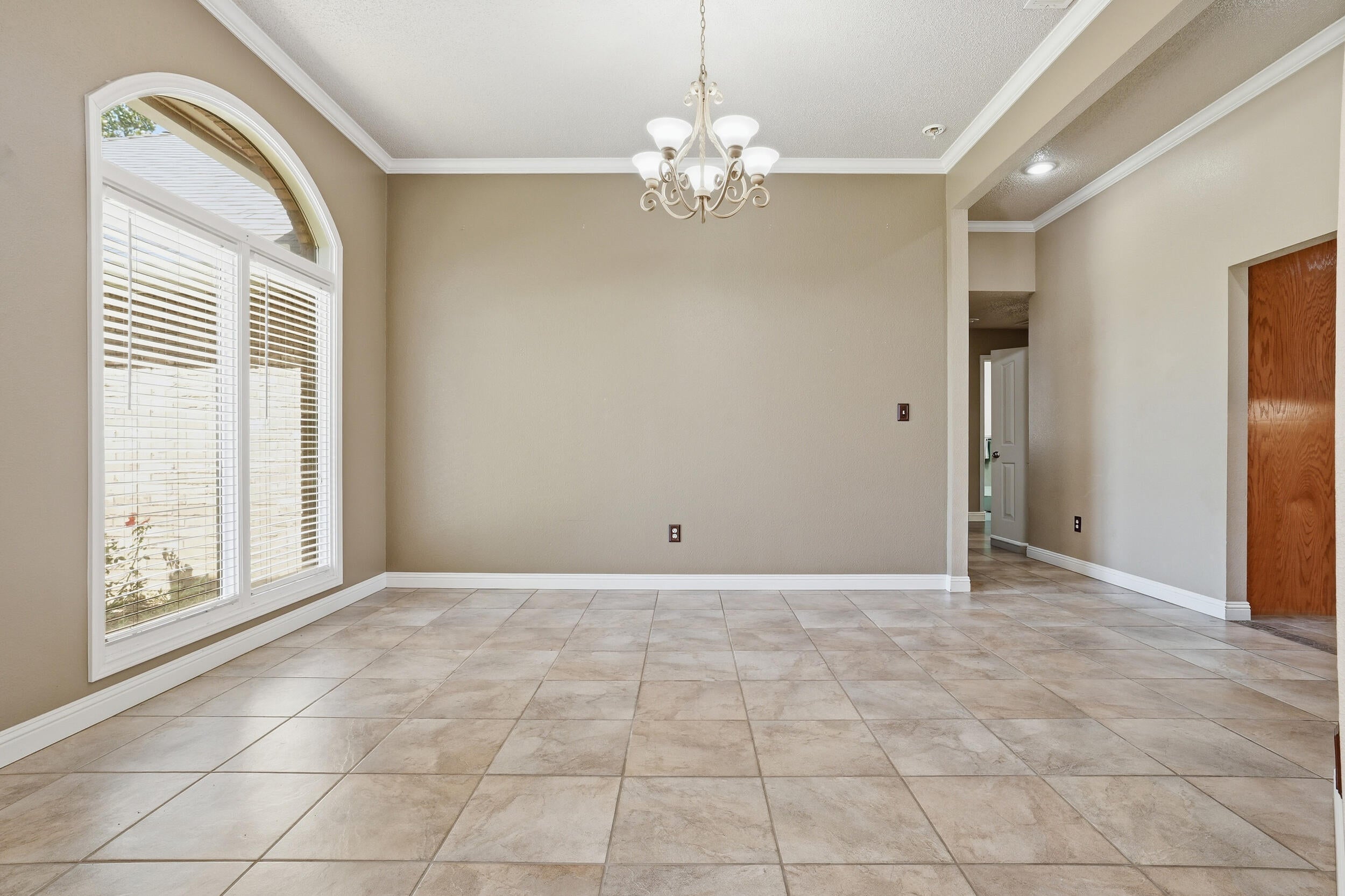 3106 County Road 7650 - Photo 4