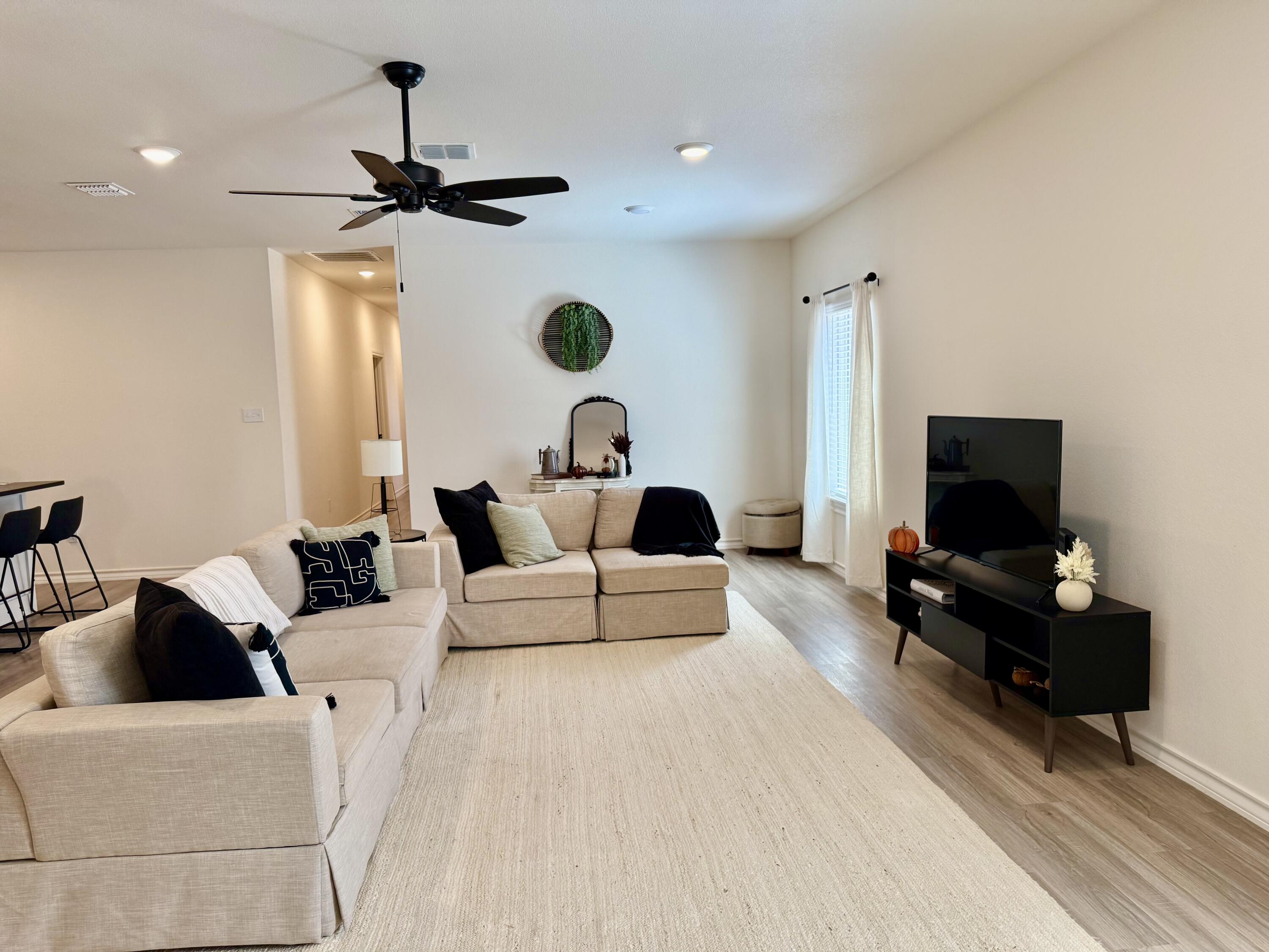 5881 Urbana Place