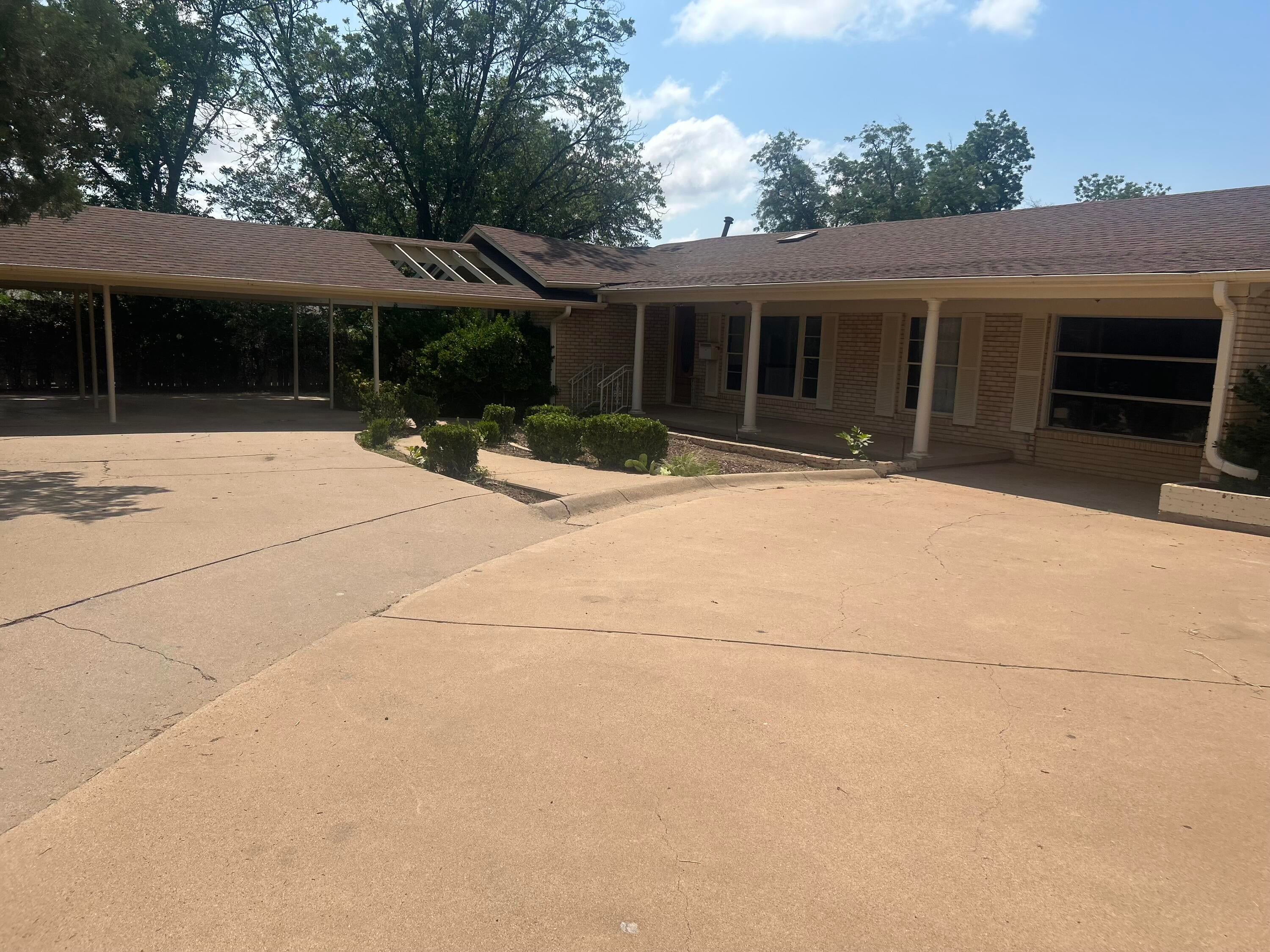 3610 Avenue V - Photo 2
