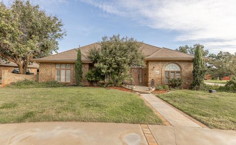 Photo of 6604 3rd Street, Lubbock, TX 79416 (MLS # 202607343)