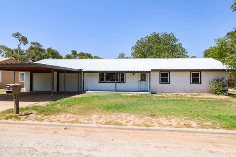 Photo of 1201 W 2nd Street, Littlefield, TX 79339 (MLS # 202610893)