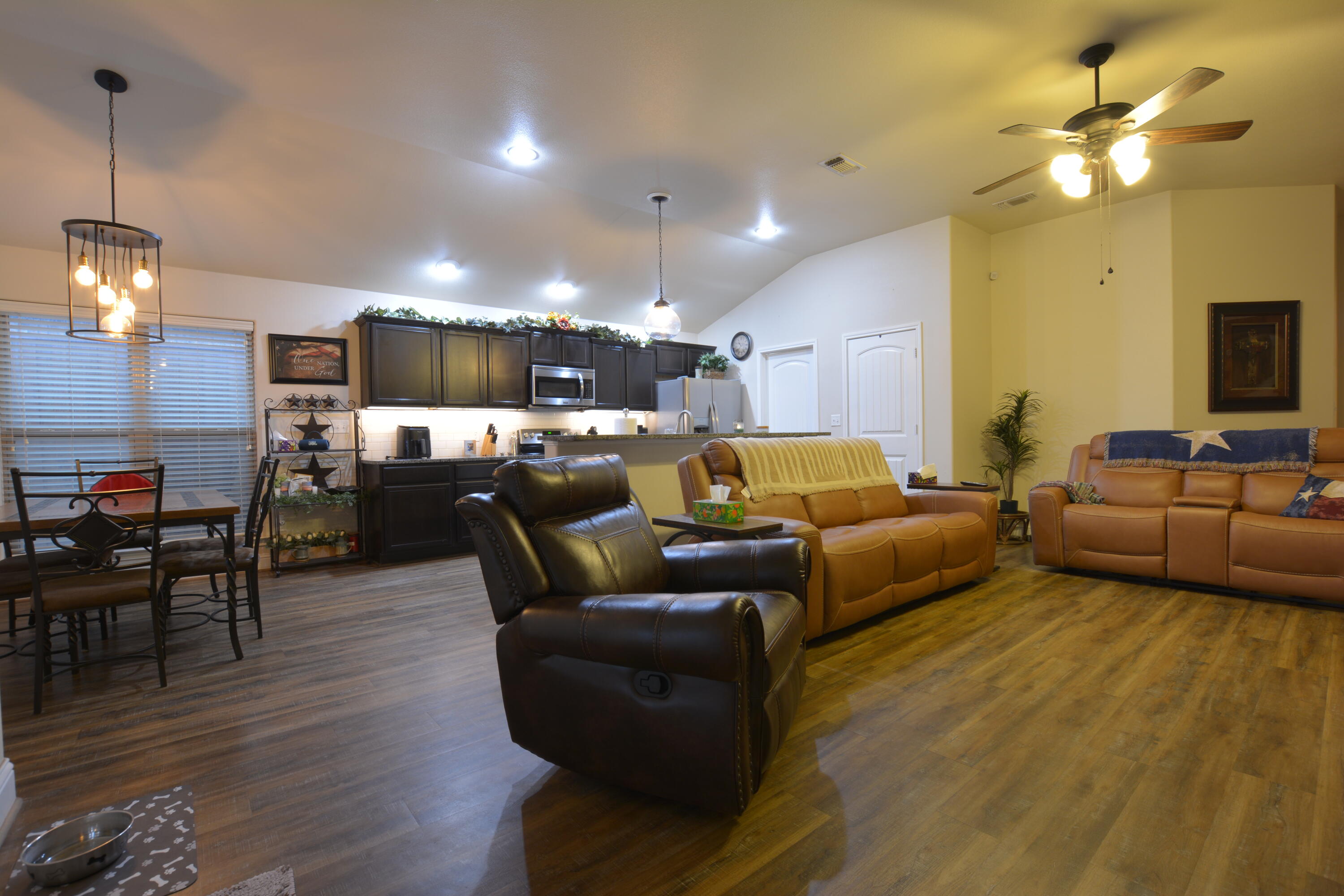 7044 95th Street