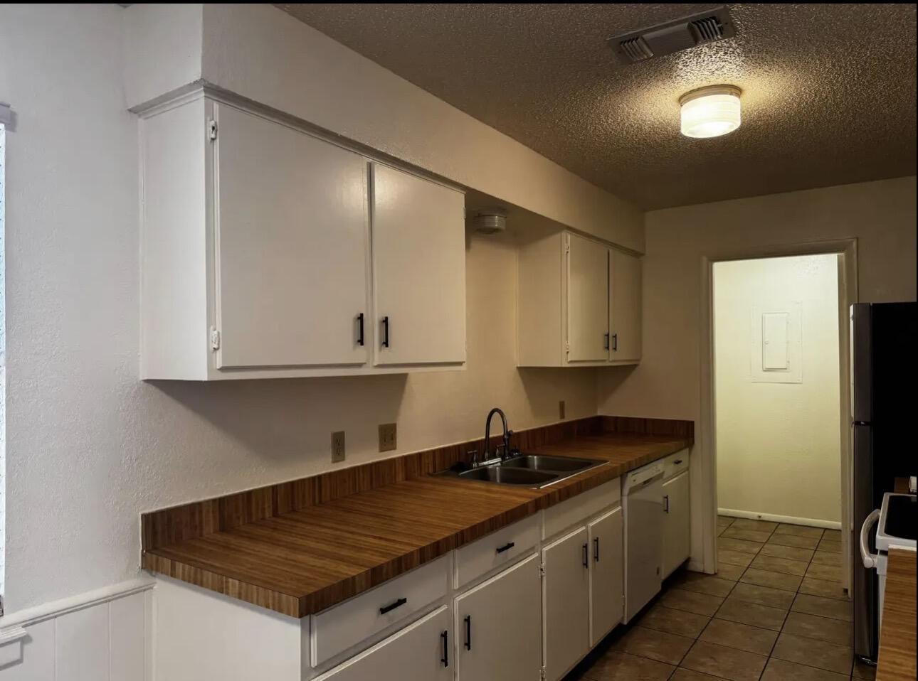 8417 Flint Avenue, Lubbock, TX, 79423 2 8417 Flint Avenue