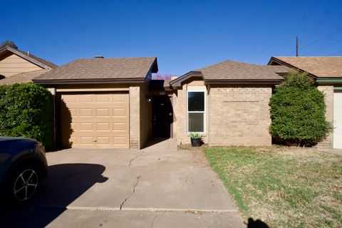 Photo of 8208 Avenue X, Lubbock, TX 79423 (MLS # 202603626)