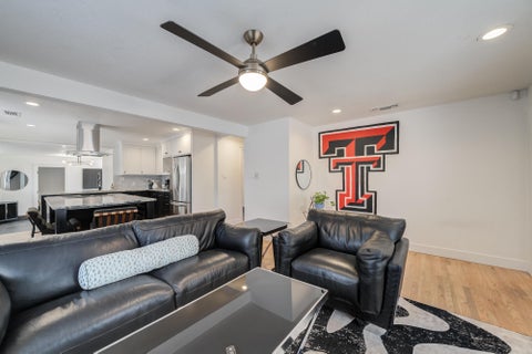 Photo of 3117 29th Street, Lubbock, TX 79410 (MLS # 202613312)