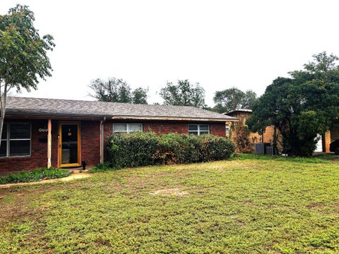 Photo of 4208 39th Street, Lubbock, TX 79413 (MLS # 202613602)