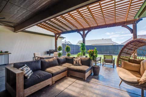 Photo of 5853 111th Street, Lubbock, TX 79424 (MLS # 202610566)