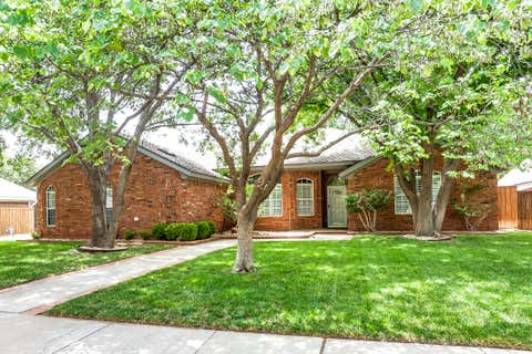 Photo of 8212 Dover Avenue, Lubbock, TX 79424 (MLS # 202610990)