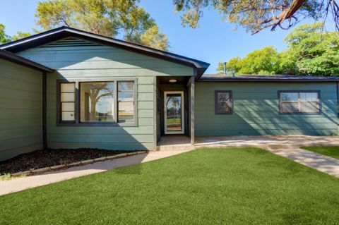 Photo of 4008 26th Street, Lubbock, TX 79410 (MLS # 202605441)