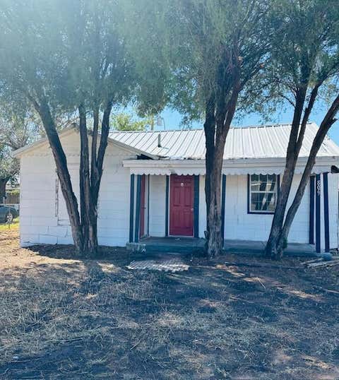 Photo of 809 48th Street #a/b, Lubbock, TX 79404 (MLS # 202609940)