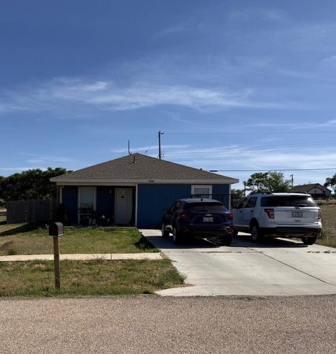 Photo of 4320 E 62nd Street, Lubbock, TX 79403 (MLS # 202605778)