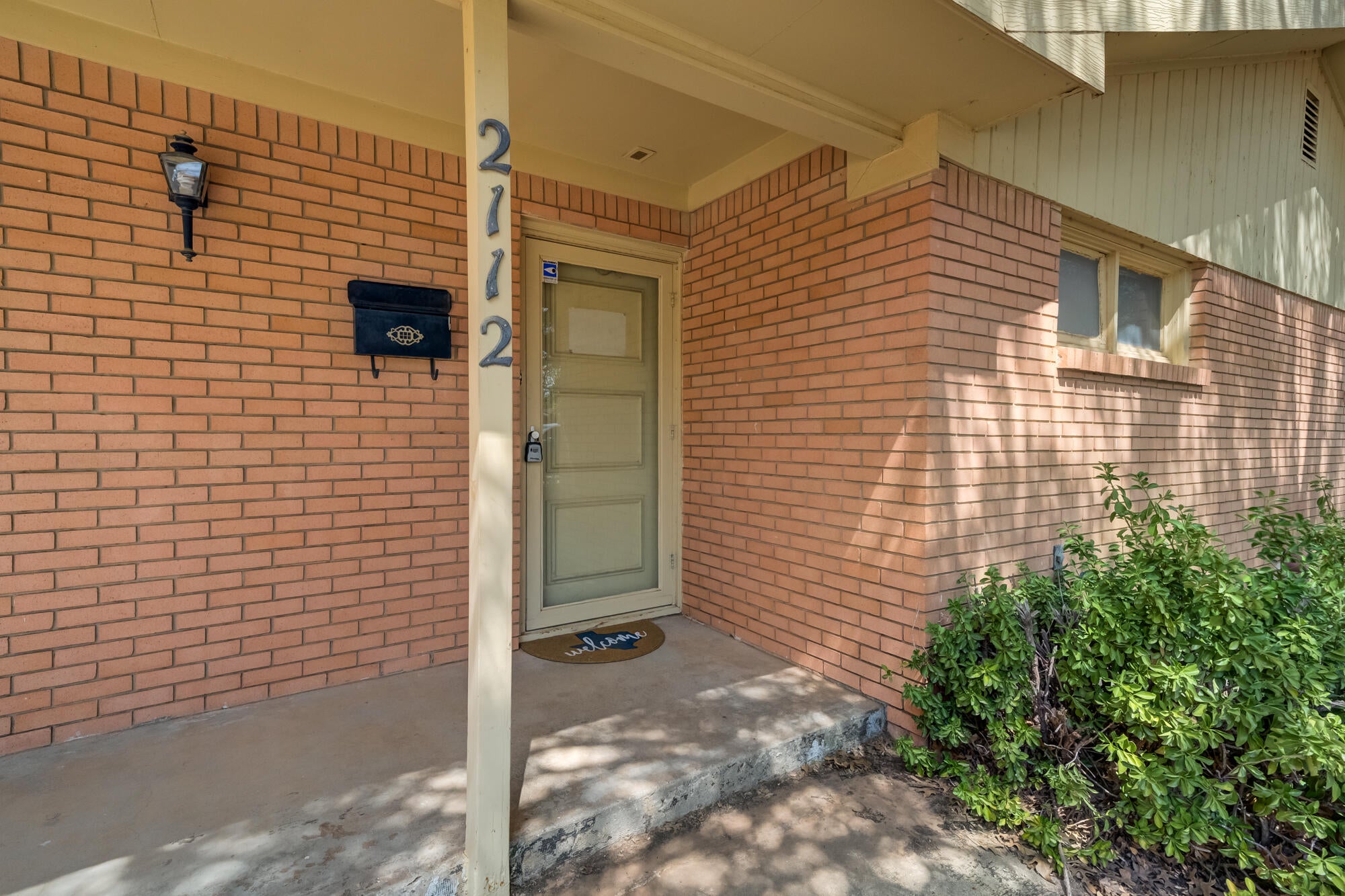 2112 55th Street - Photo 4